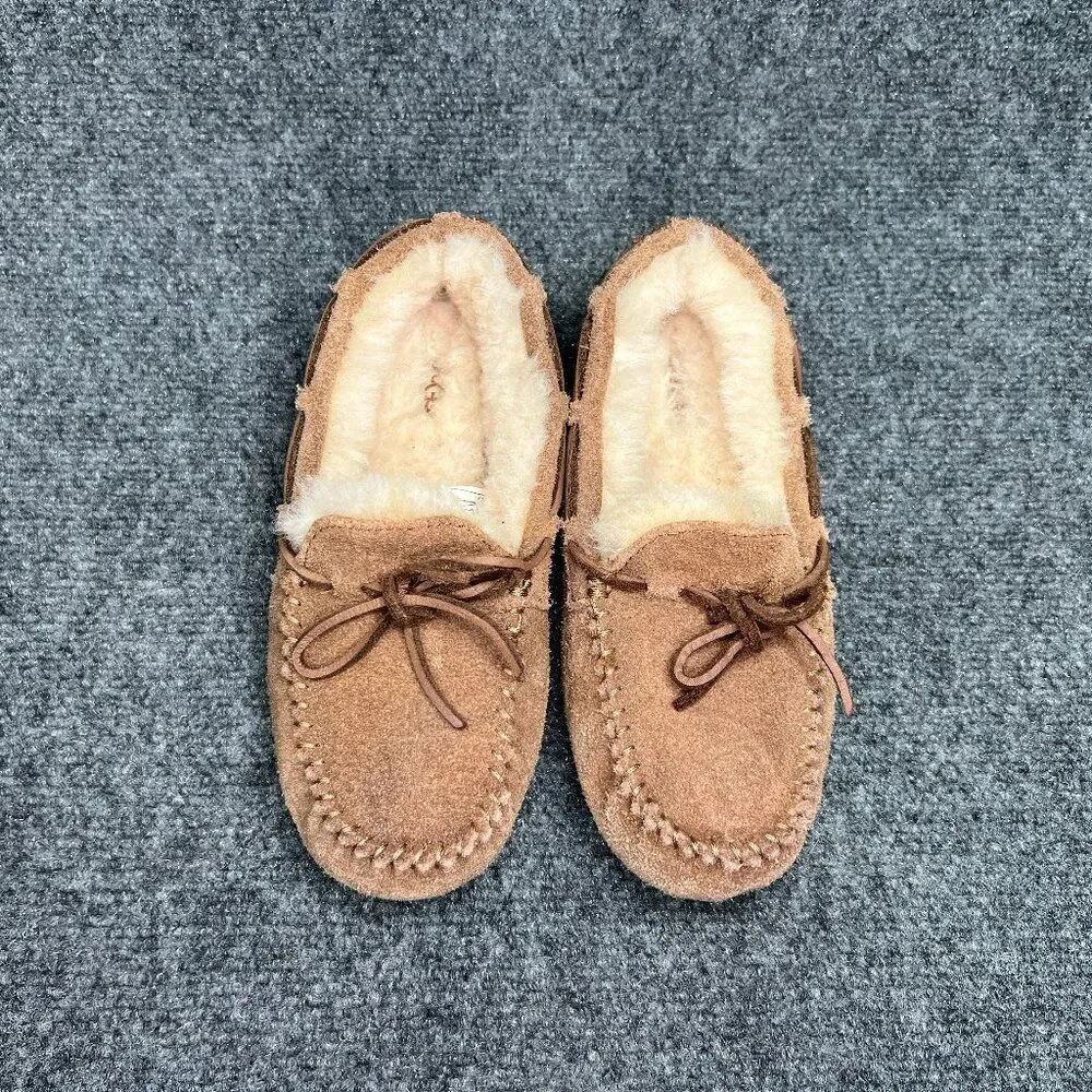 UGG Dakota Slippers Girl's 3 Chestnut Suede Shearling‎ Lined Cozy Slip On Shoes